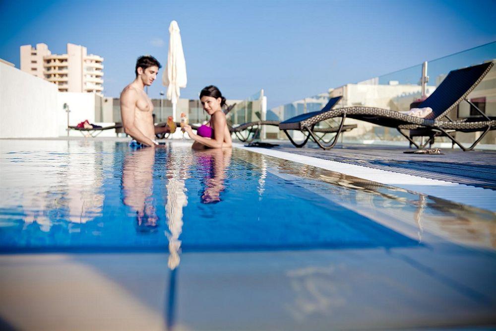 ลาบรันดา ร็อกกา เนตตูโน สวีท Hotel สลีมา ภายนอก รูปภาพ