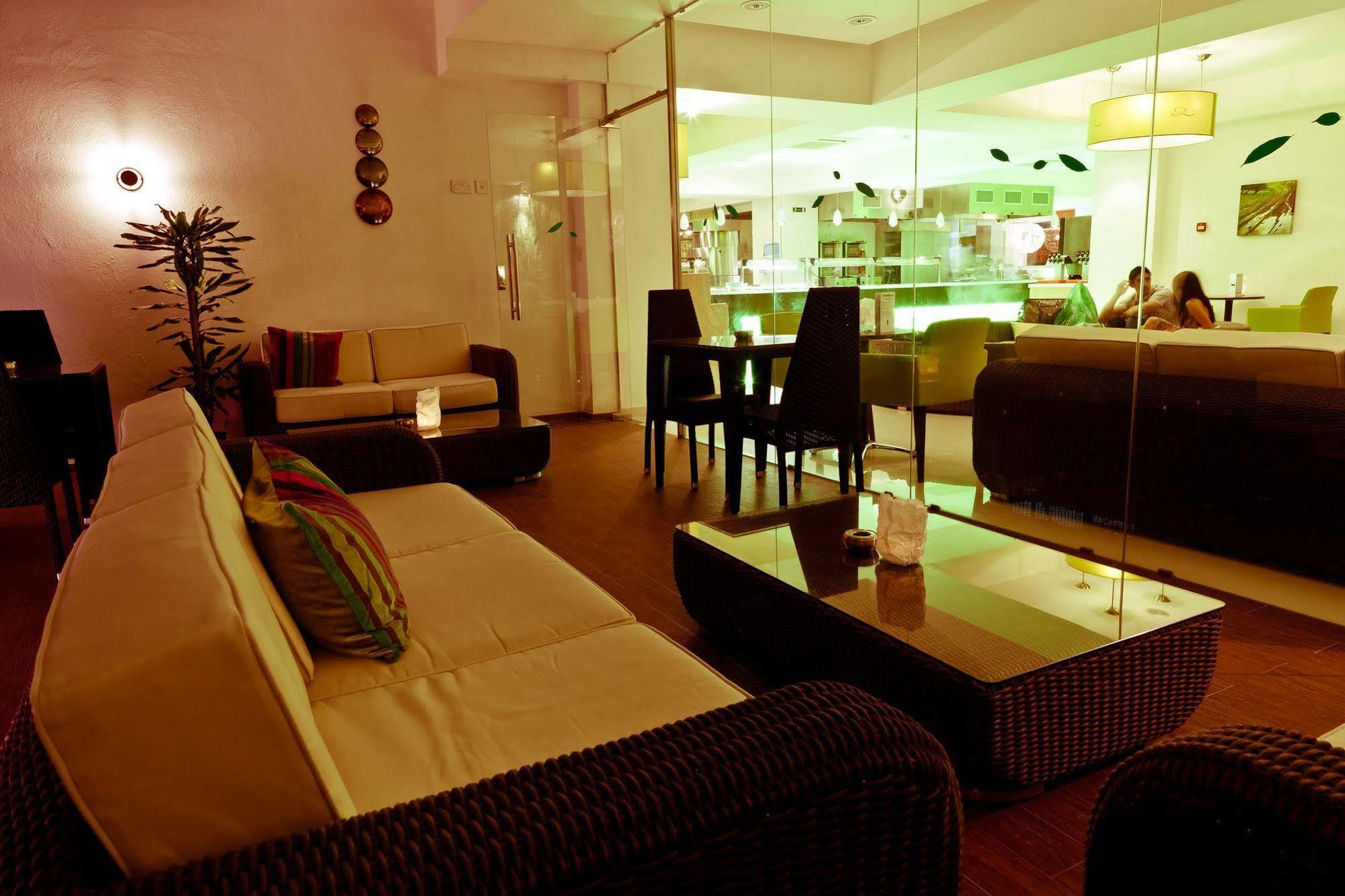 ลาบรันดา ร็อกกา เนตตูโน สวีท Hotel สลีมา ภายนอก รูปภาพ